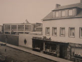 Straßenfront 1958